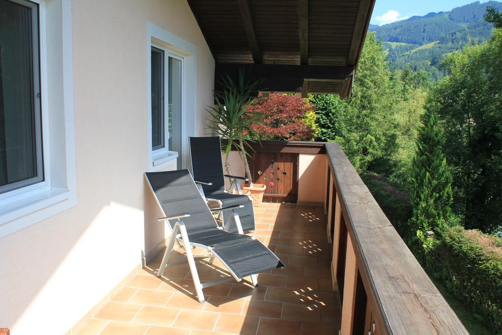 Haus Eberl Apartamento Fusch an der Glocknerstraße Exterior foto