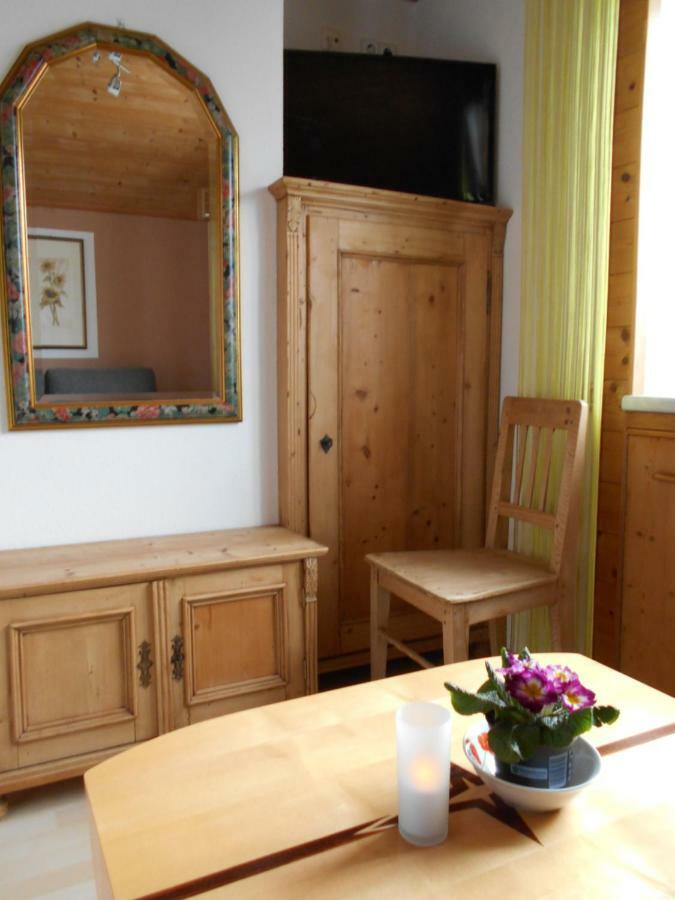 Haus Eberl Apartamento Fusch an der Glocknerstraße Exterior foto